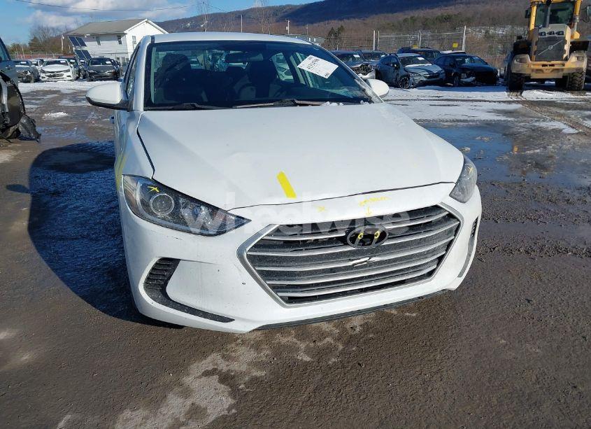 Photo 6 of 2018 Hyundai Elantra SE (VIN 5NPD74LF6JH278801)