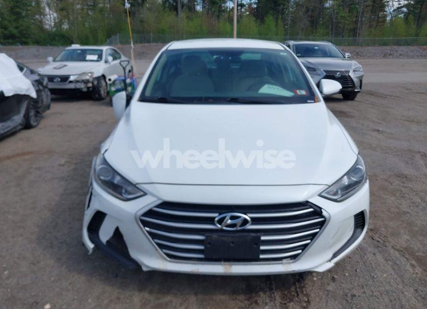 Photo 17 of 2018 Hyundai Elantra SE (VIN 5NPD74LF6JH279365)