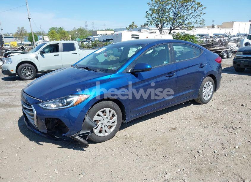 Photo 2 of 2018 Hyundai Elantra SE (VIN 5NPD74LF6JH287837)