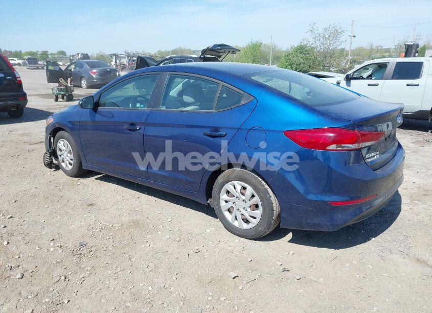 Photo 3 of 2018 Hyundai Elantra SE (VIN 5NPD74LF6JH287837)