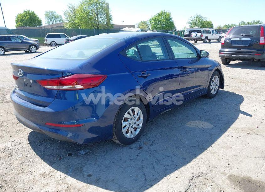Photo 4 of 2018 Hyundai Elantra SE (VIN 5NPD74LF6JH287837)