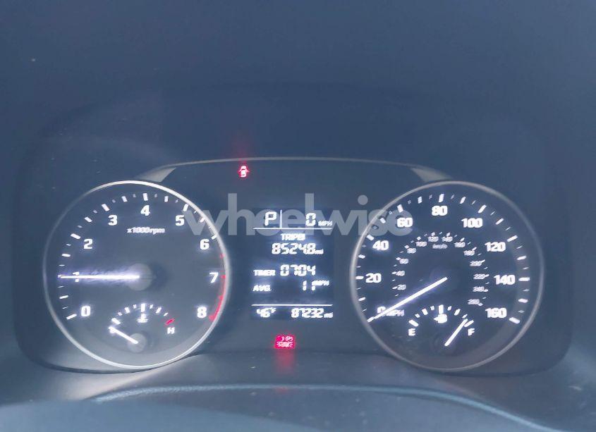 Photo 7 of 2018 Hyundai Elantra SE (VIN 5NPD74LF6JH290172)