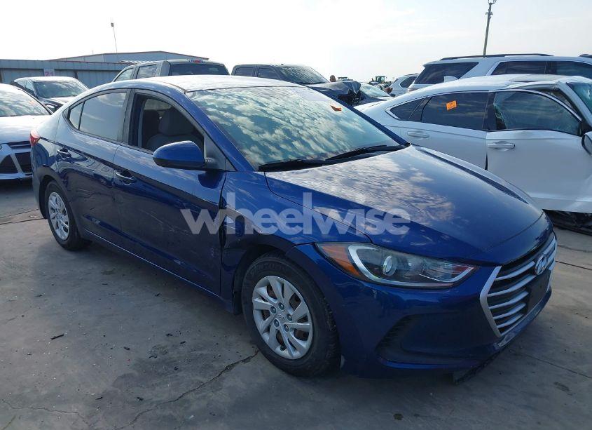 2018 Hyundai Elantra SE (VIN 5NPD74LF6JH294643) main photo