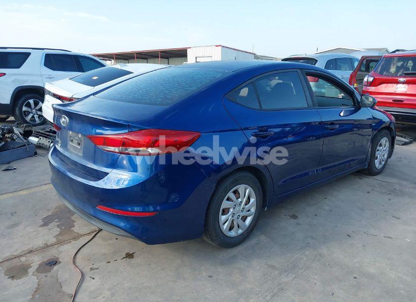 Photo 4 of 2018 Hyundai Elantra SE (VIN 5NPD74LF6JH294643)