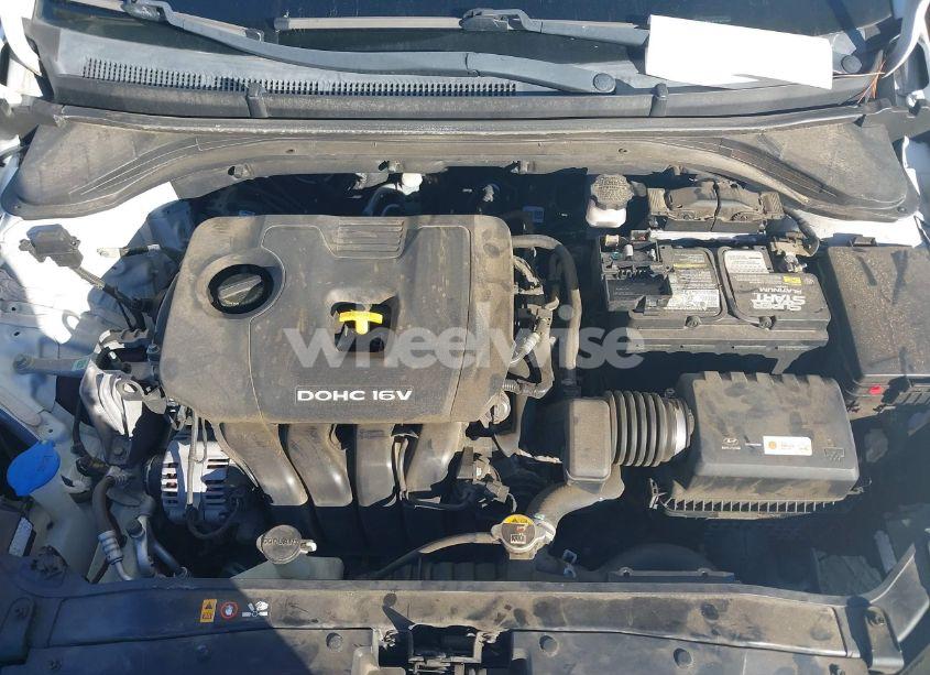 Photo 10 of 2018 Hyundai Elantra SE (VIN 5NPD74LF6JH314602)