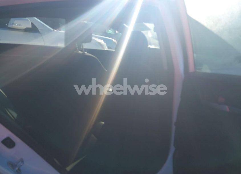 Photo 8 of 2018 Hyundai Elantra SE (VIN 5NPD74LF6JH314602)