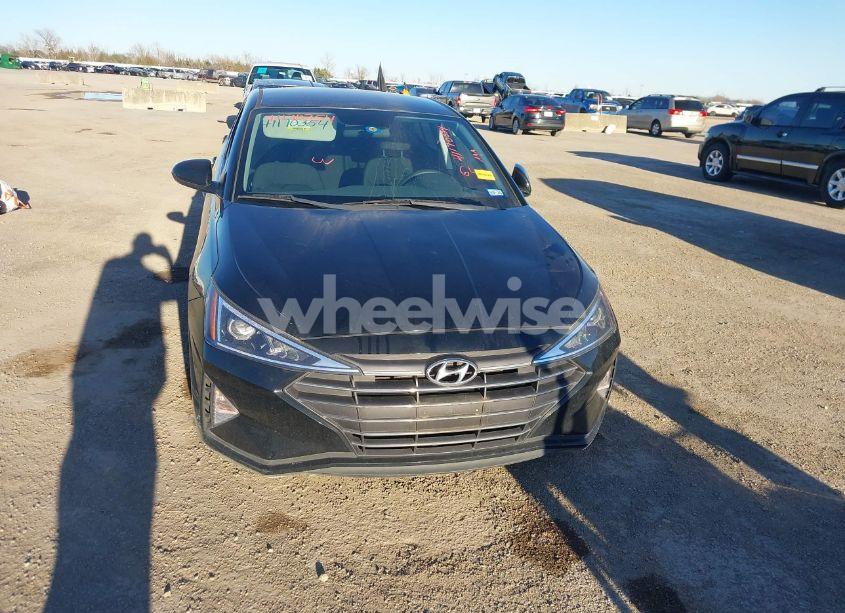 Photo 12 of 2019 Hyundai Elantra SE (VIN 5NPD74LF6KH418766)