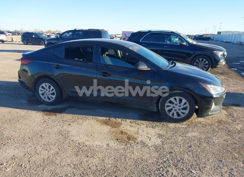 Photo 13 of 2019 Hyundai Elantra SE (VIN 5NPD74LF6KH418766)