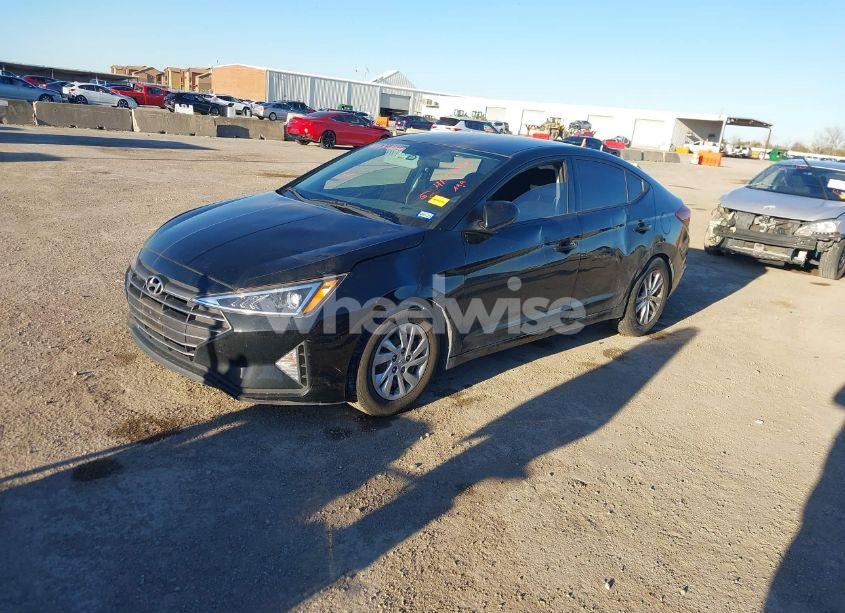 Photo 14 of 2019 Hyundai Elantra SE (VIN 5NPD74LF6KH418766)