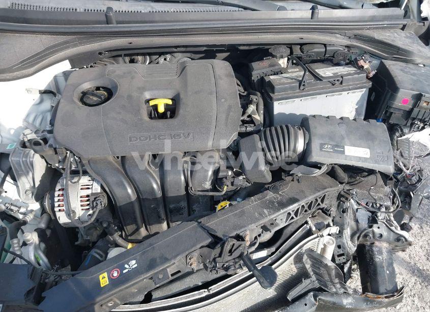 Photo 10 of 2019 Hyundai Elantra SE (VIN 5NPD74LF6KH429914)