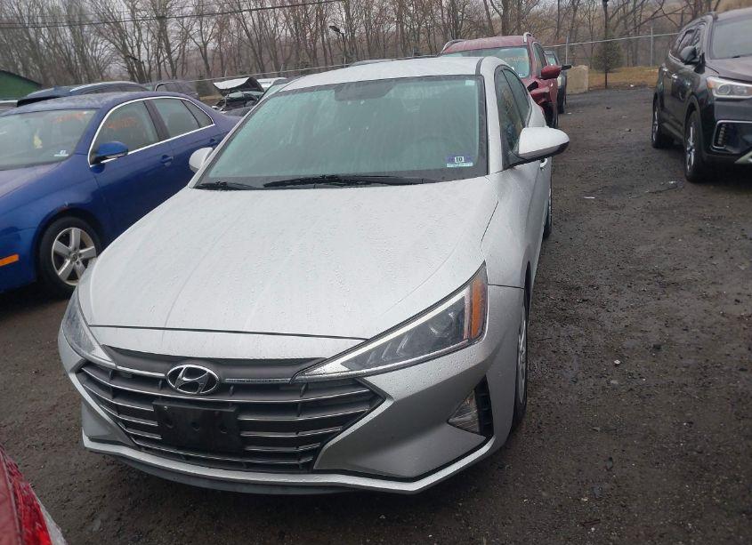 Photo 12 of 2019 Hyundai Elantra SE (VIN 5NPD74LF6KH452531)