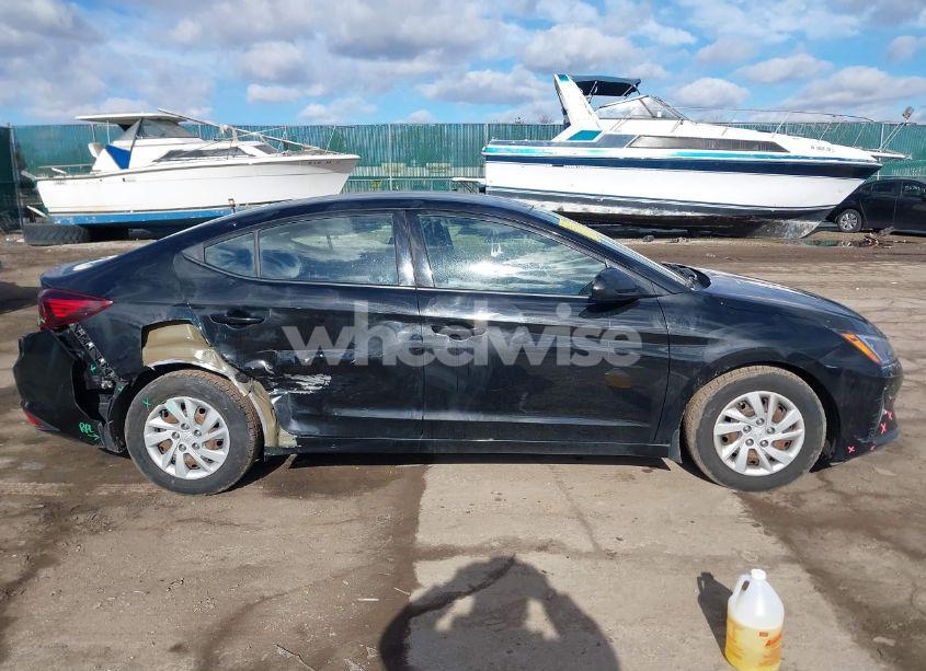 Photo 13 of 2019 Hyundai Elantra SE (VIN 5NPD74LF6KH453212)