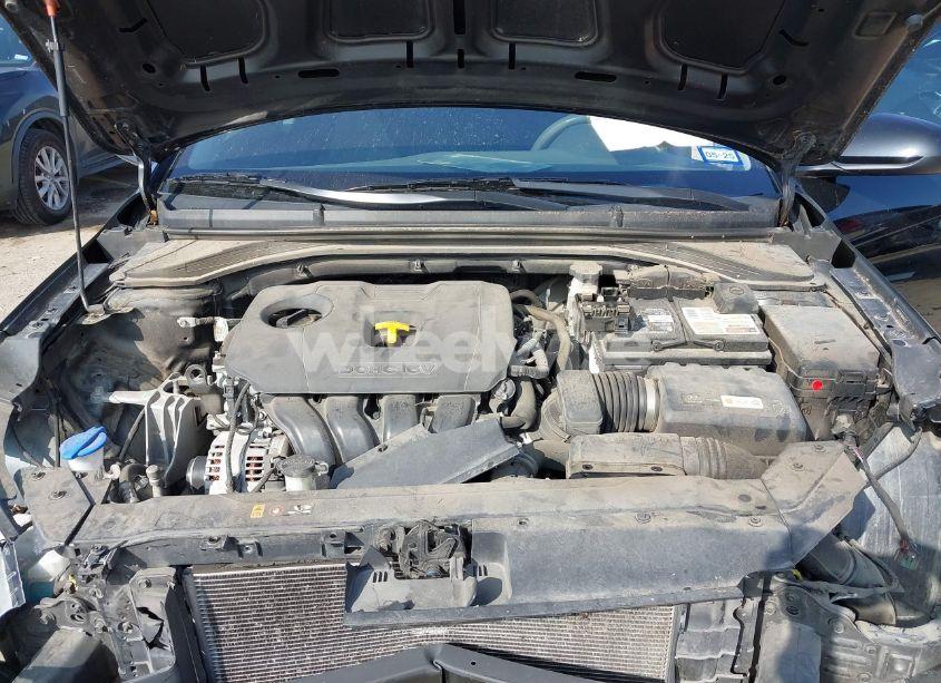 Photo 10 of 2019 Hyundai Elantra SE (VIN 5NPD74LF6KH454327)