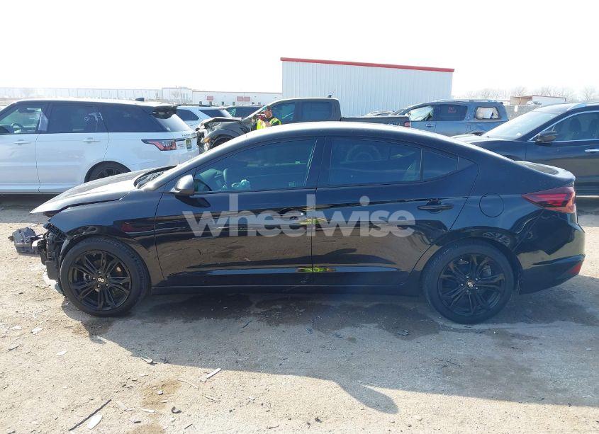 Photo 15 of 2019 Hyundai Elantra SE (VIN 5NPD74LF6KH454327)