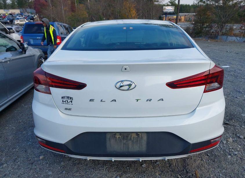 Photo 16 of 2019 Hyundai Elantra SE (VIN 5NPD74LF6KH468499)