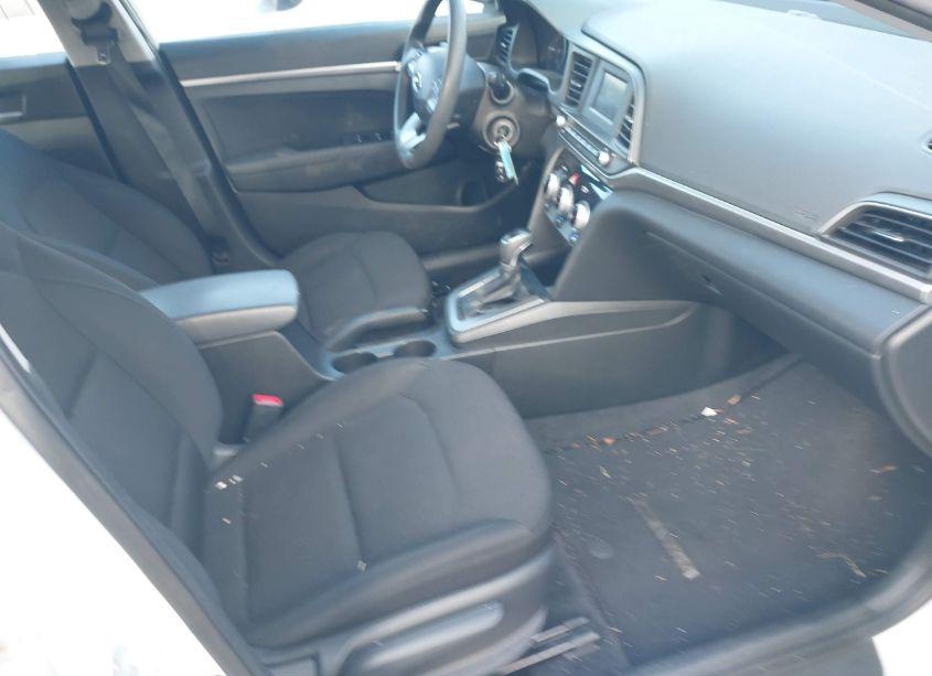 Photo 5 of 2019 Hyundai Elantra SE (VIN 5NPD74LF6KH468499)