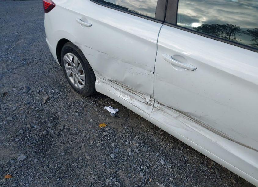 Photo 6 of 2019 Hyundai Elantra SE (VIN 5NPD74LF6KH468499)