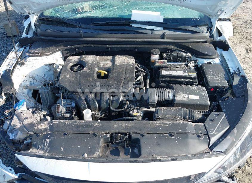 Photo 10 of 2019 Hyundai Elantra SE (VIN 5NPD74LF6KH494617)