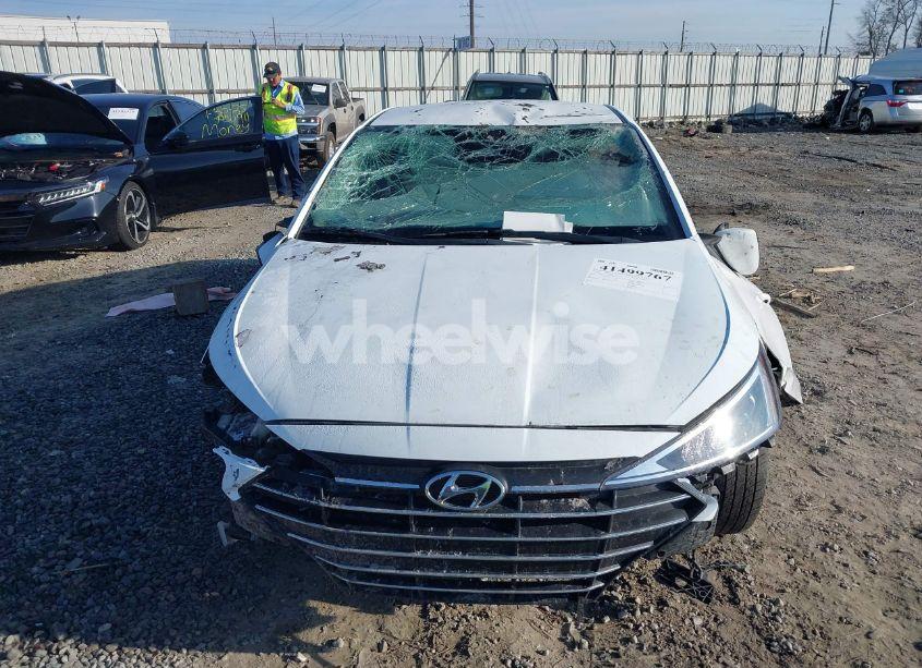 Photo 13 of 2019 Hyundai Elantra SE (VIN 5NPD74LF6KH494617)