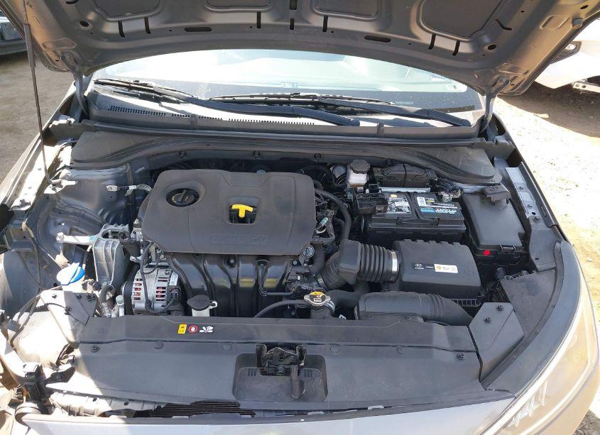 Photo 10 of 2019 Hyundai Elantra SE (VIN 5NPD74LF6KH497050)
