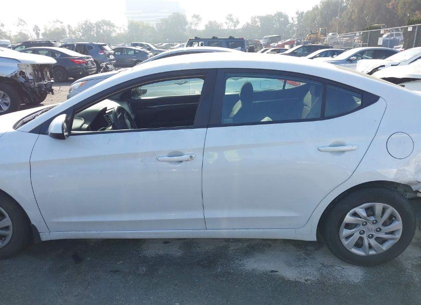 Photo 14 of 2020 Hyundai Elantra SE (VIN 5NPD74LF6LH507660)