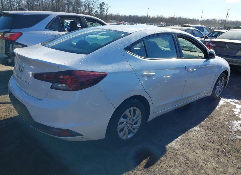 Photo 4 of 2020 Hyundai Elantra SE (VIN 5NPD74LF6LH510042)