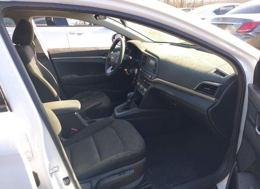 Photo 5 of 2020 Hyundai Elantra SE (VIN 5NPD74LF6LH510042)