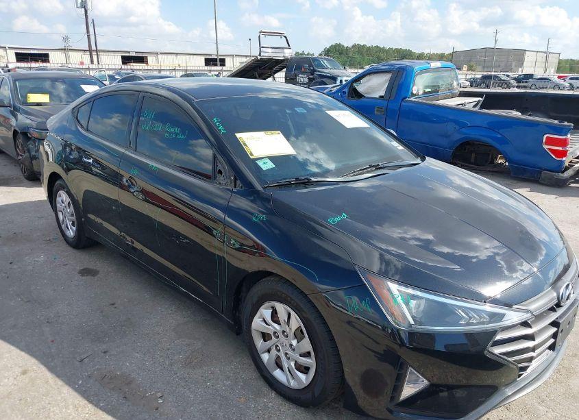 2020 Hyundai Elantra SE (VIN 5NPD74LF6LH543493) main photo