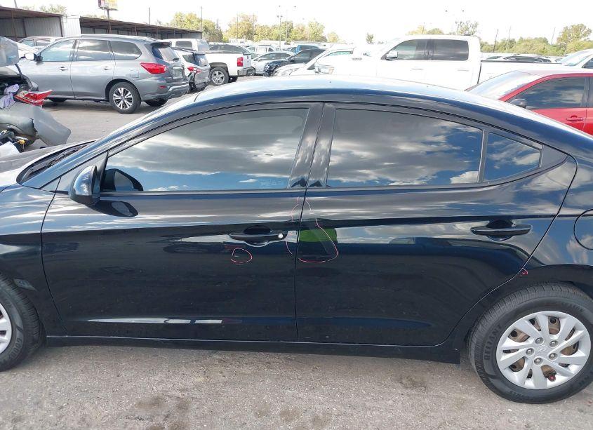 Photo 14 of 2020 Hyundai Elantra SE (VIN 5NPD74LF6LH543493)