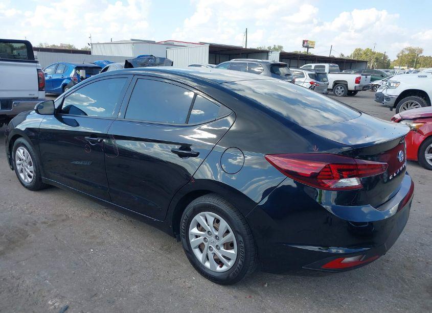 Photo 3 of 2020 Hyundai Elantra SE (VIN 5NPD74LF6LH543493)
