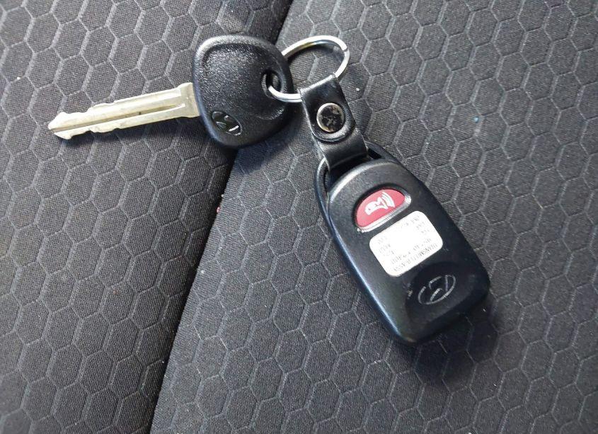 Photo 11 of 2020 Hyundai Elantra SE (VIN 5NPD74LF6LH615504)