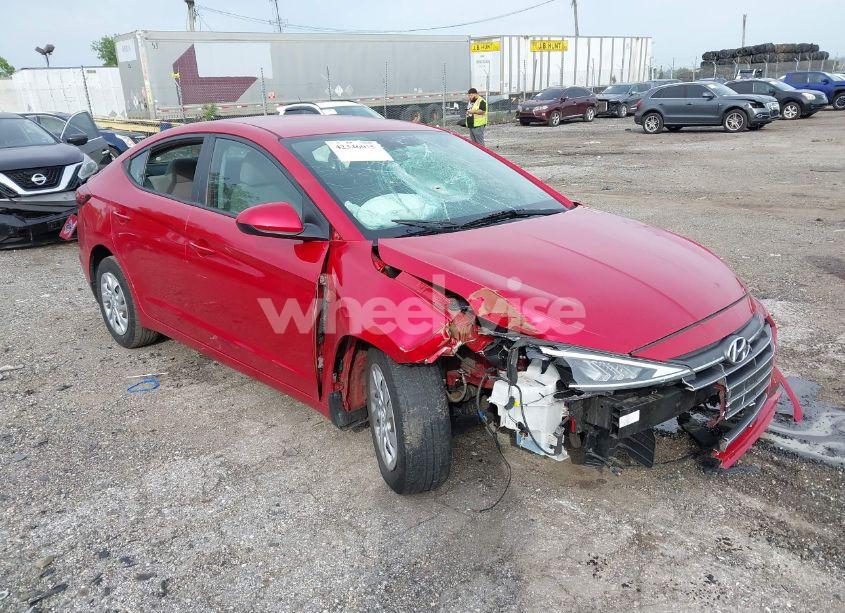 2020 Hyundai Elantra SE (VIN 5NPD74LF6LH616569) main photo