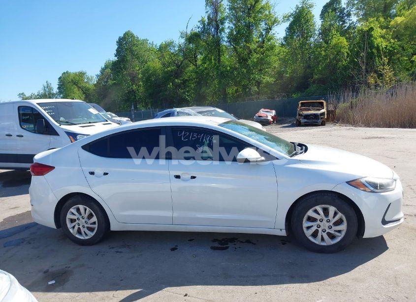 Photo 12 of 2017 Hyundai Elantra SE (VIN 5NPD74LF7HH054513)