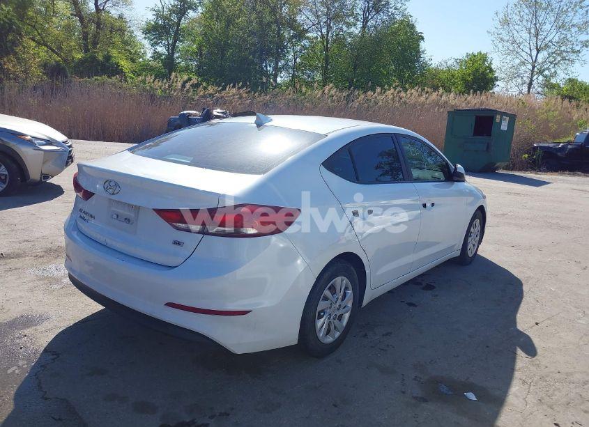 Photo 4 of 2017 Hyundai Elantra SE (VIN 5NPD74LF7HH054513)