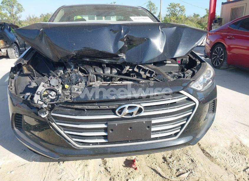 Photo 13 of 2017 Hyundai Elantra SE (VIN 5NPD74LF7HH062420)