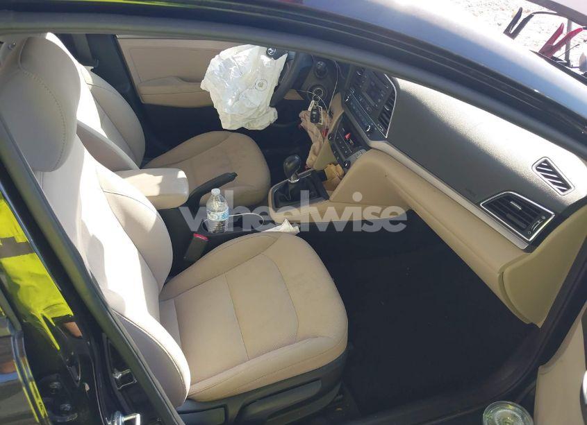 Photo 5 of 2017 Hyundai Elantra SE (VIN 5NPD74LF7HH062420)