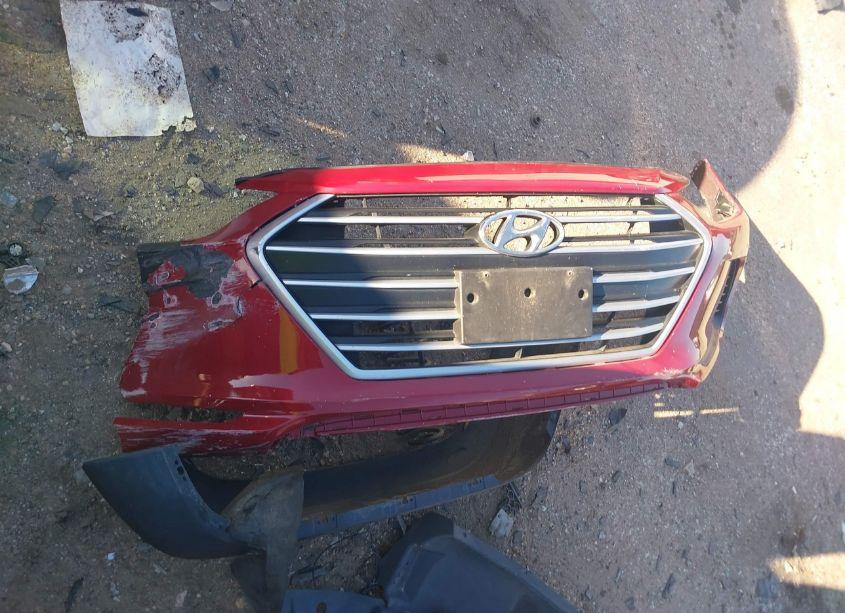 Photo 11 of 2017 Hyundai Elantra SE (VIN 5NPD74LF7HH071313)