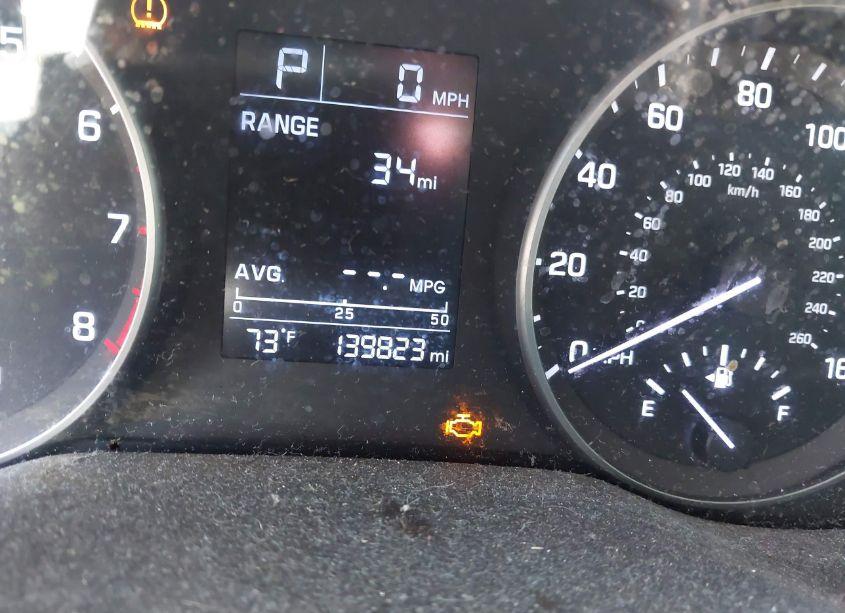 Photo 16 of 2017 Hyundai Elantra SE (VIN 5NPD74LF7HH100194)