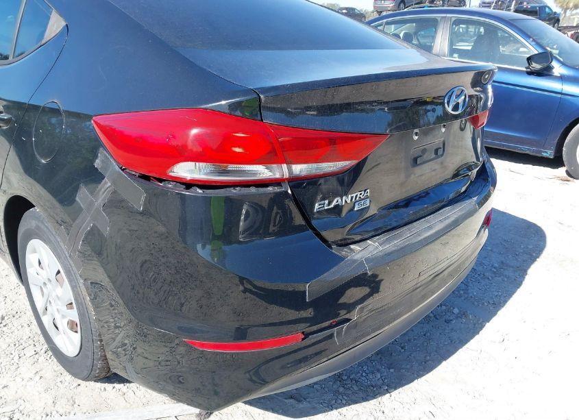 Photo 6 of 2017 Hyundai Elantra SE (VIN 5NPD74LF7HH100194)