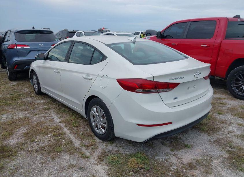 Photo 3 of 2017 Hyundai Elantra SE (VIN 5NPD74LF7HH108425)