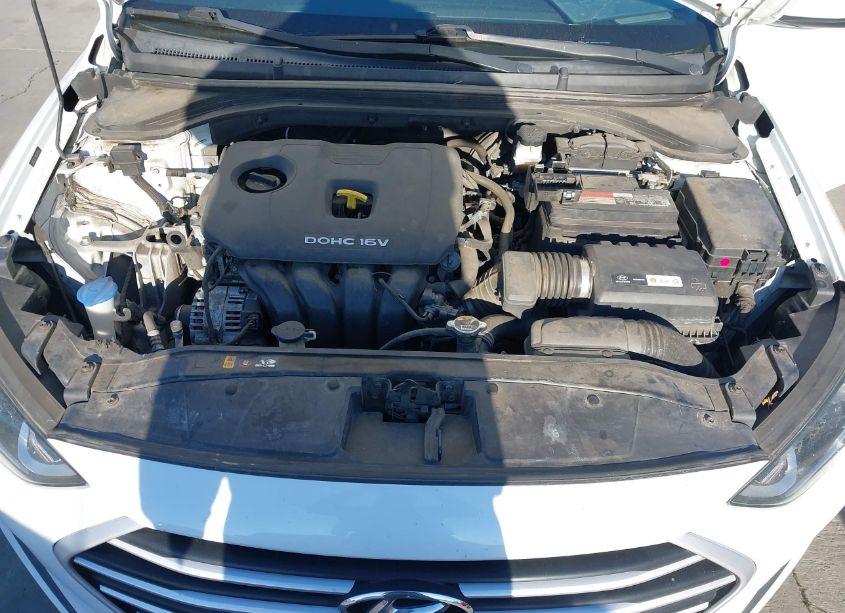 Photo 10 of 2017 Hyundai Elantra SE (VIN 5NPD74LF7HH129890)