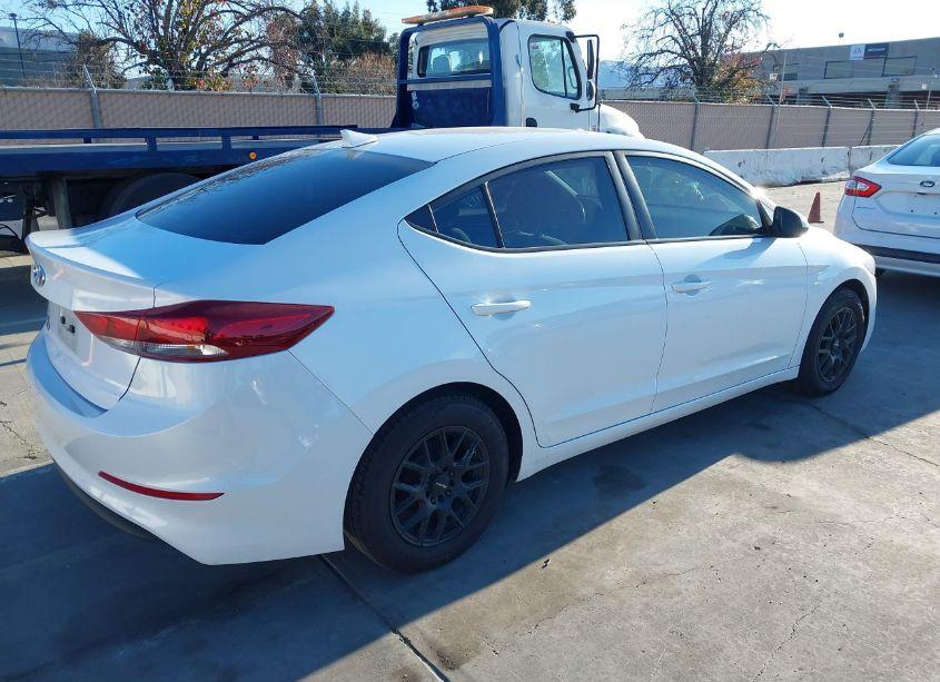 Photo 4 of 2017 Hyundai Elantra SE (VIN 5NPD74LF7HH129890)
