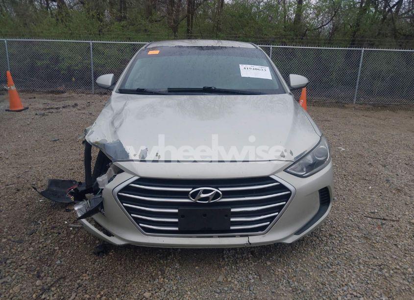 Photo 12 of 2017 Hyundai Elantra SE (VIN 5NPD74LF7HH132658)