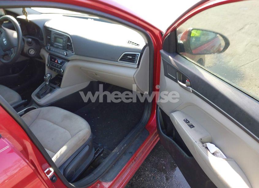 Photo 5 of 2017 Hyundai Elantra SE (VIN 5NPD74LF7HH143028)