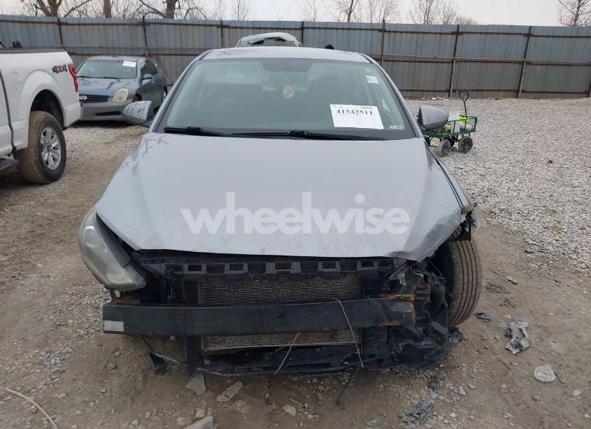 Photo 12 of 2017 Hyundai Elantra SE (VIN 5NPD74LF7HH154692)