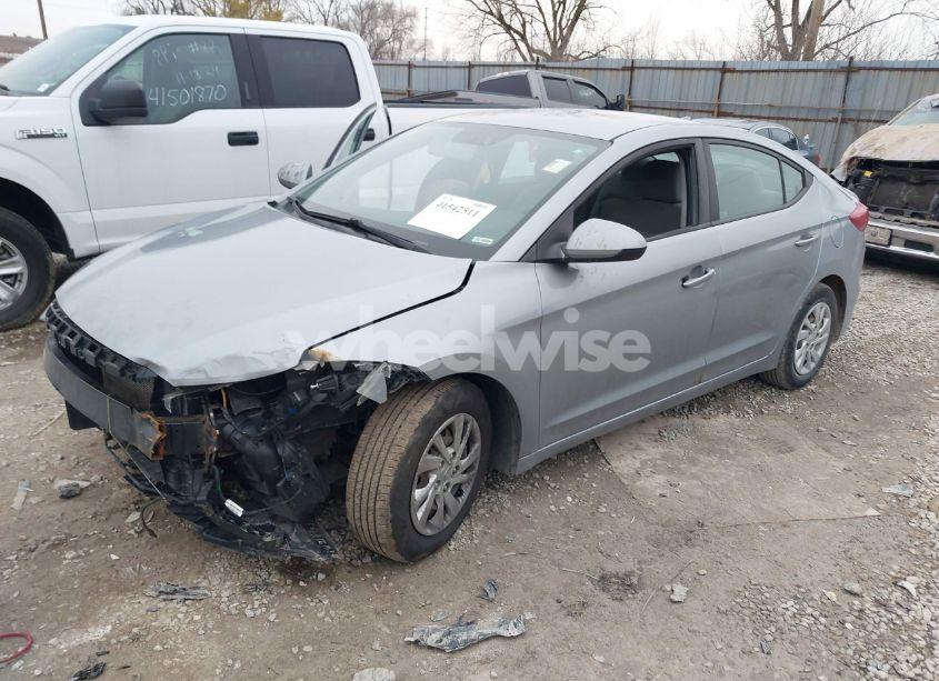 Photo 2 of 2017 Hyundai Elantra SE (VIN 5NPD74LF7HH154692)