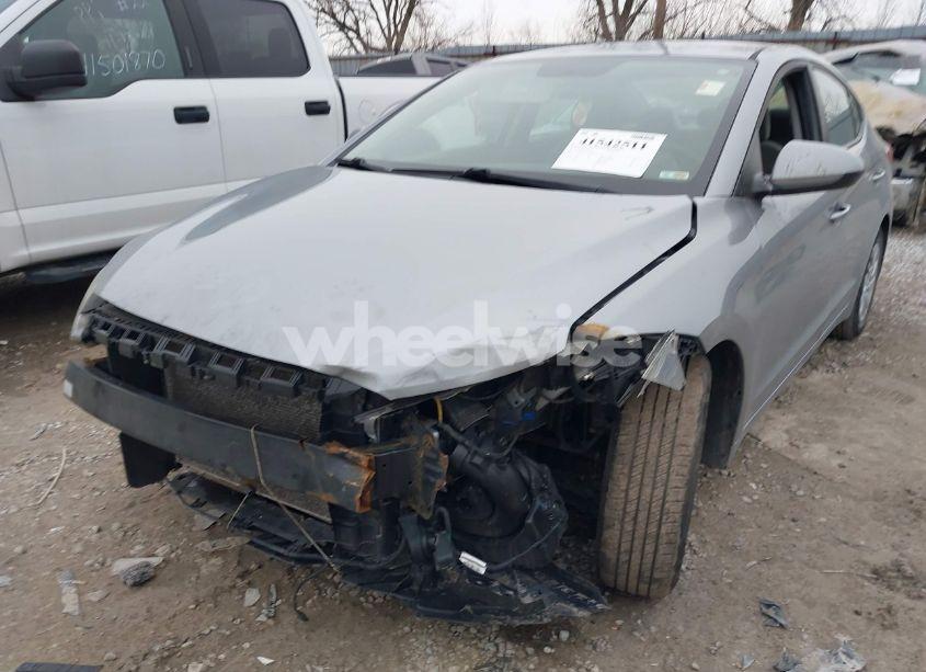 Photo 6 of 2017 Hyundai Elantra SE (VIN 5NPD74LF7HH154692)