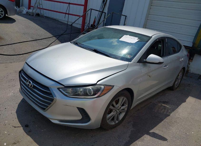 Photo 2 of 2017 Hyundai Elantra SE (VIN 5NPD74LF7HH176126)