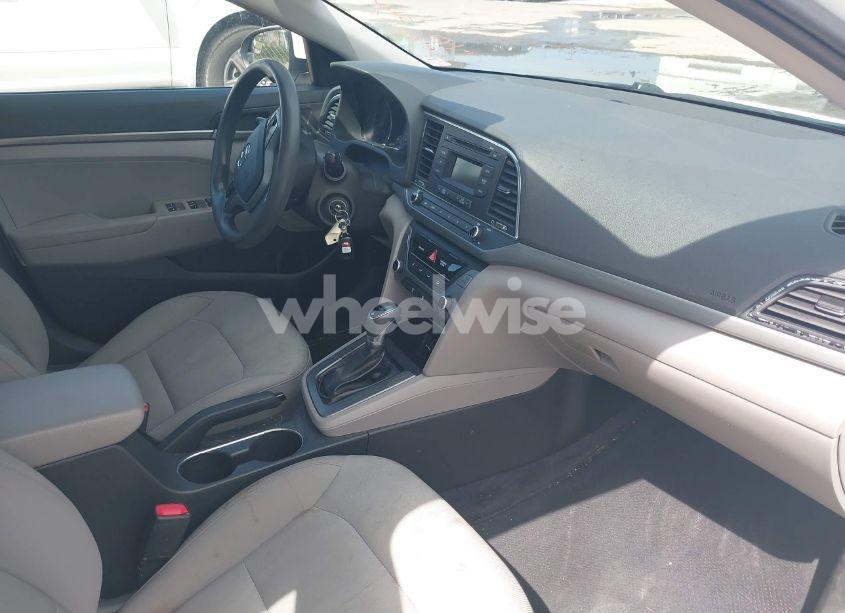 Photo 5 of 2017 Hyundai Elantra SE (VIN 5NPD74LF7HH184291)