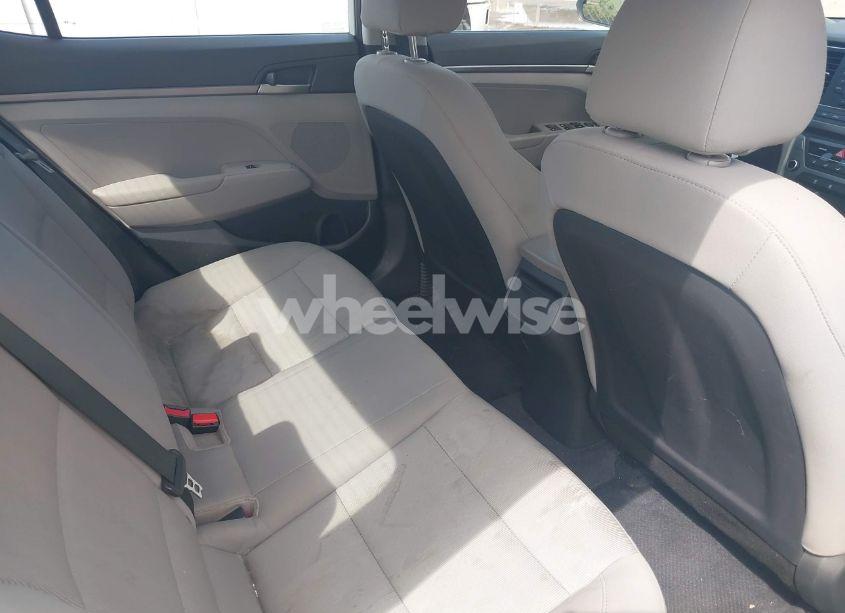 Photo 8 of 2017 Hyundai Elantra SE (VIN 5NPD74LF7HH184291)